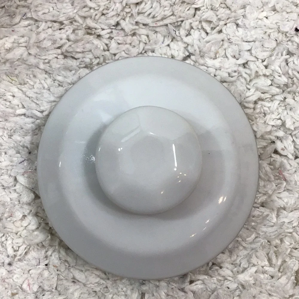 N/A porcelain white